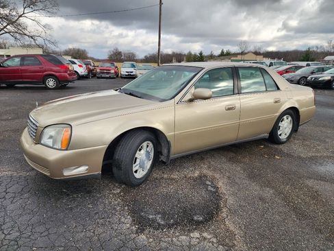 Used 2005 Cadillac De Ville Sedan w/ Equipment Group image 11