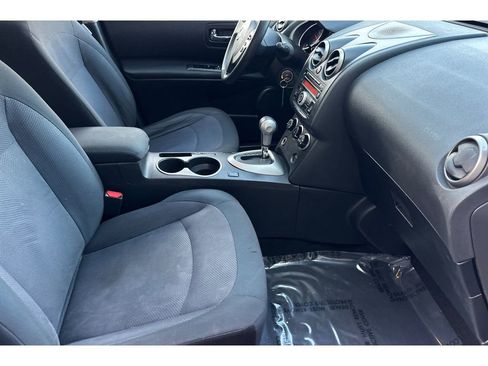 Used 2013 Nissan Rogue S image 18