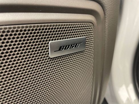 Used 2025 Porsche Macan image 18