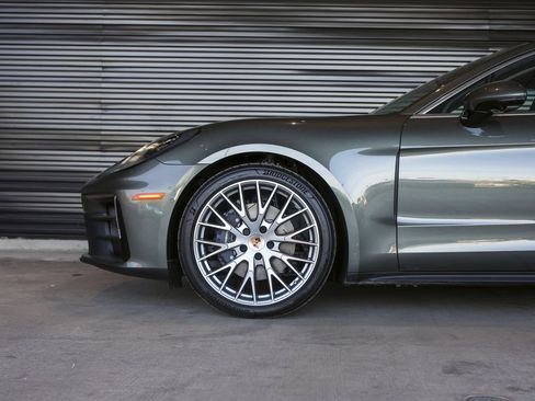 New 2026 Porsche Panamera 4 AWD/4WD image 12