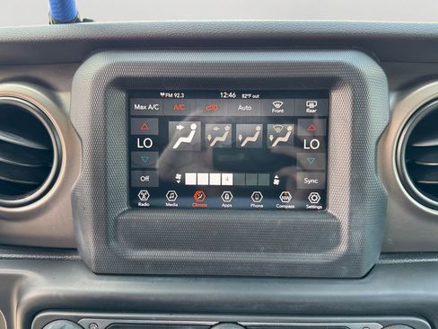 Used 2020 Jeep Wrangler Unlimited Sport image 22