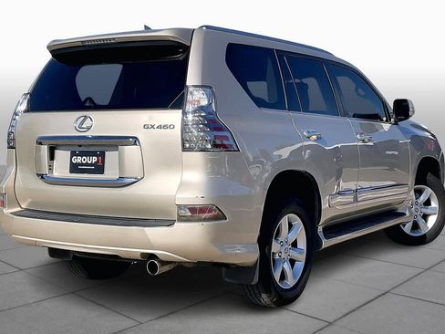 Used 2016 Lexus GX 460 image 10