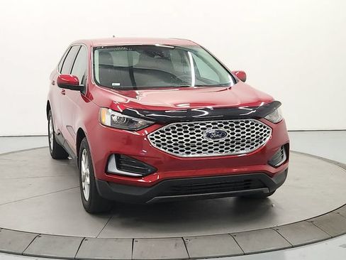 Used 2023 Ford Edge SEL AWD/4WD image 3