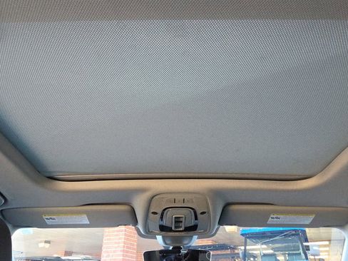 Used 2017 Audi A4 2.0T allroad Premium w/ Convenience Package image 15