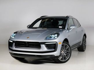 Certified 2026 Porsche Macan AWD/4WD video 1