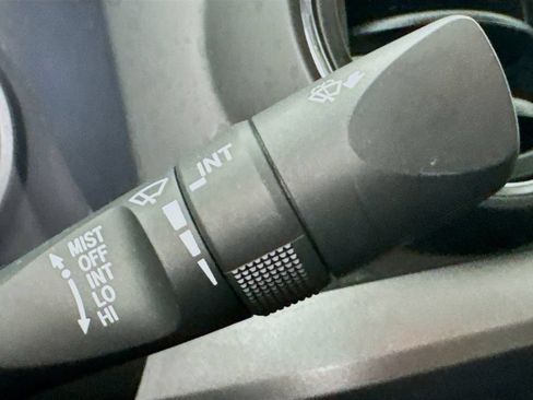 Used 2020 Toyota Tacoma TRD Off-Road AWD/4WD image 14