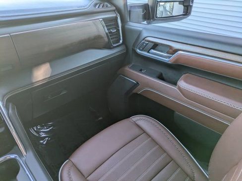 Used 2024 GMC Sierra 2500 Denali Ultimate image 14