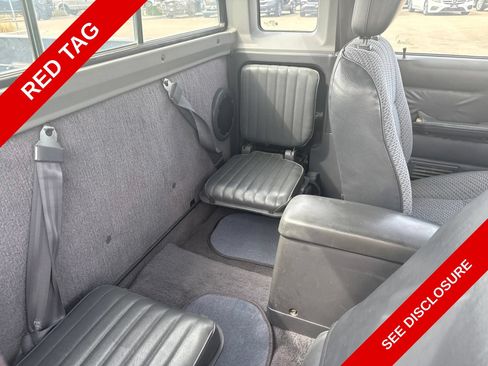 Used 1997 Nissan Pickup 2WD King Cab image 11