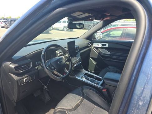 Used 2020 Ford Explorer ST w/ Premium Technology Package AWD/4WD image 2