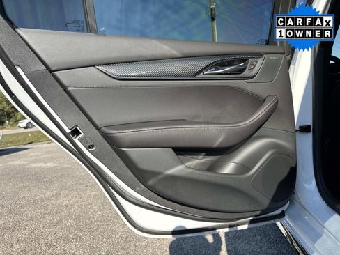 Used 2025 Cadillac CT5 V image 12