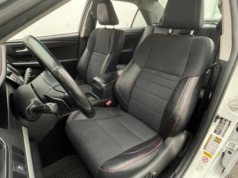 Used 2016 Toyota Camry SE FWD image 16