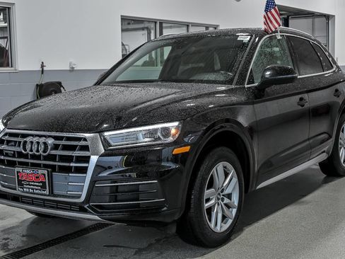 Used 2020 Audi Q5 2.0T Premium w/ Convenience Package AWD/4WD image 6
