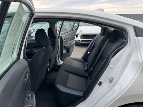 Used 2025 Nissan Versa SV FWD image 25