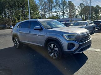 Used 2024 Volkswagen Atlas Cross Sport SE video 1