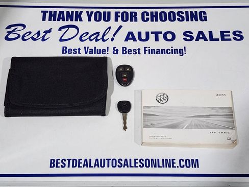 Used 2011 Buick Lucerne CX image 32