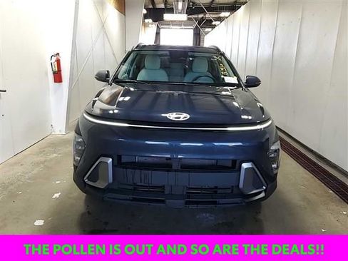 Used 2025 Hyundai Kona SEL image 23