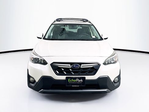 Used 2021 Subaru Crosstrek 2.0i Premium w/ Moonroof Package AWD/4WD image 2