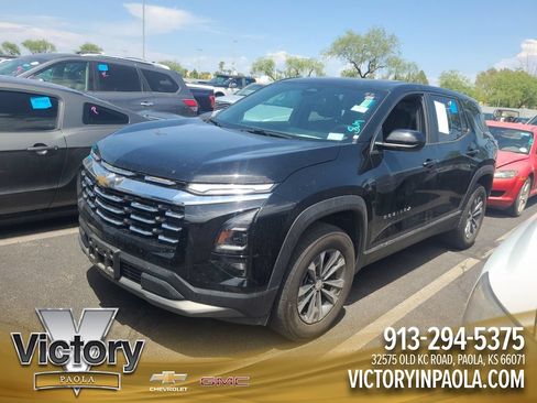 Used 2025 Chevrolet Equinox LT FWD image 1