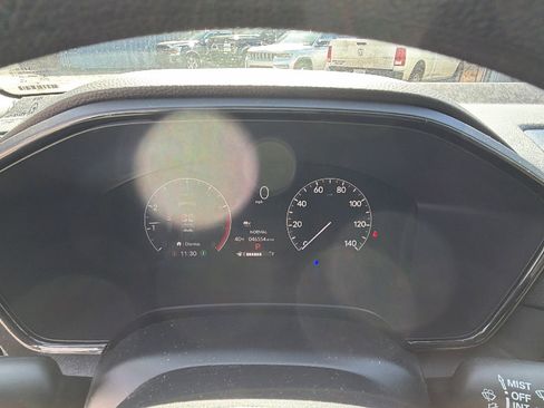 Used 2025 Honda CR-V EX image 29