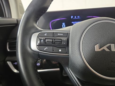 Used 2024 Kia Sportage EX FWD image 15