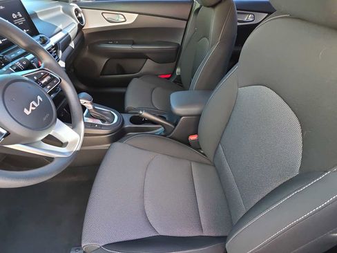 Used 2024 Kia Forte LXS image 15