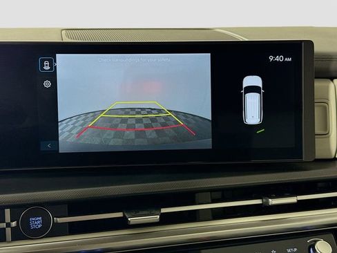 Certified 2025 Hyundai Santa Fe SEL image 22