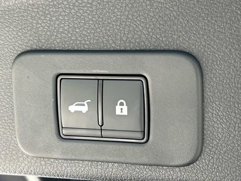 Certified 2025 Nissan Murano SV AWD/4WD image 14