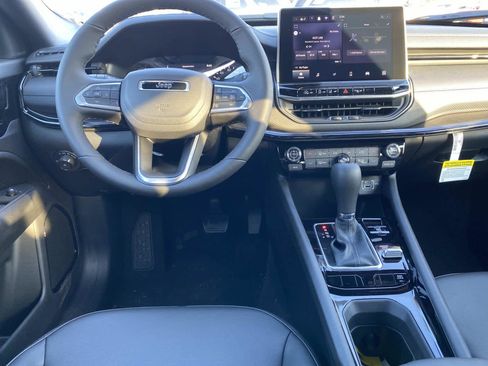 New 2026 Jeep Compass Limited image 7