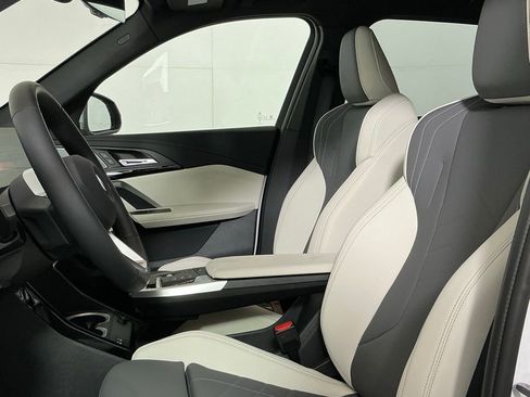 New 2026 BMW X1 xDrive28i w/ Technology Package AWD/4WD image 23