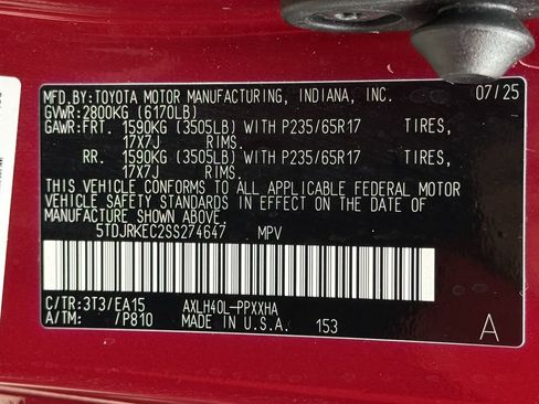 Used 2025 Toyota Sienna XLE w/ XLE Plus Package FWD image 33