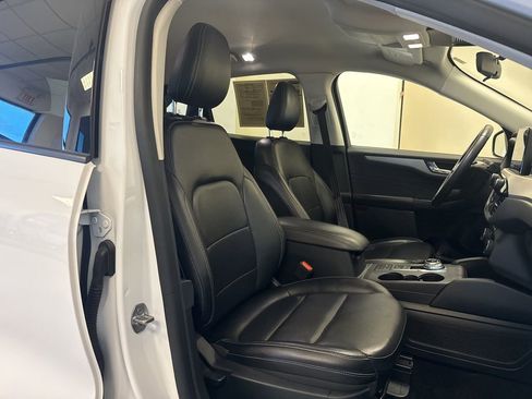 Used 2022 Ford Escape SEL image 28