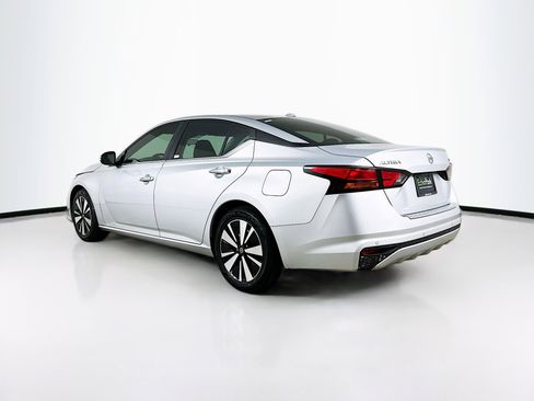 Used 2022 Nissan Altima 2.5 SV image 5