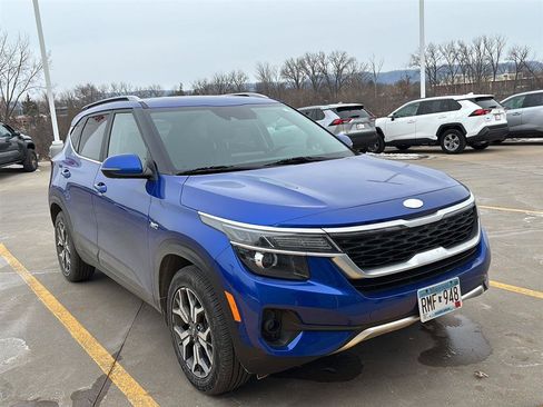 Used 2021 Kia Seltos EX image 18