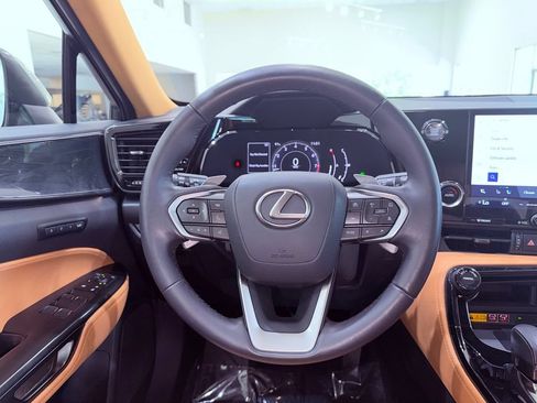 Certified 2024 Lexus NX 250 FWD image 18