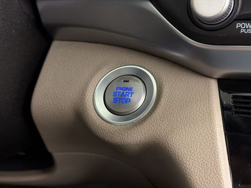 Used 2020 Hyundai Elantra Value Edition FWD image 26