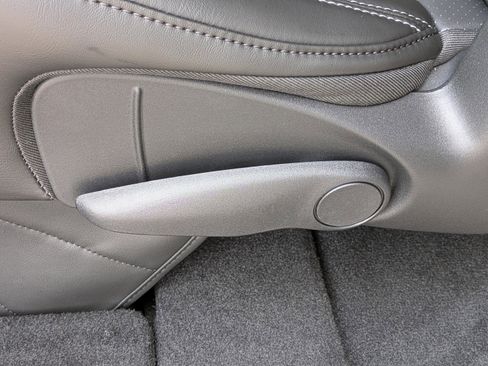 New 2026 Chrysler Voyager LX image 13