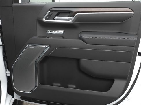 New 2026 GMC Sierra 1500 Denali AWD/4WD image 42