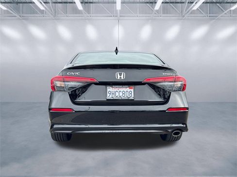Used 2023 Honda Civic Sport image 5