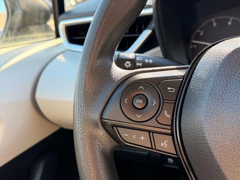 Used 2023 Toyota Corolla LE image 16