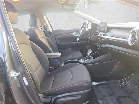 Used 2023 Kia Forte LXS image 20