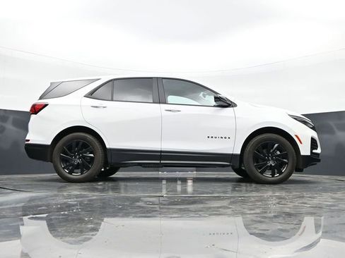 Used 2023 Chevrolet Equinox LS w/ LS Convenience Package FWD image 41