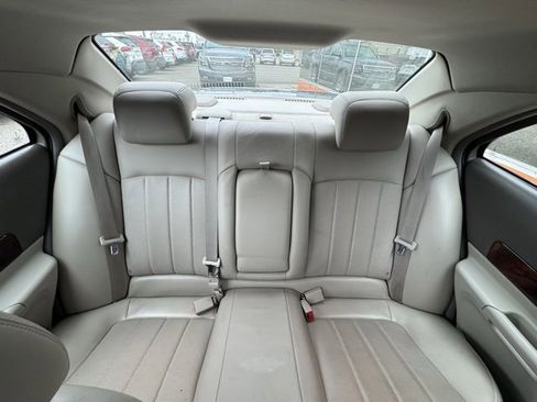 Used 2004 Lincoln LS image 13