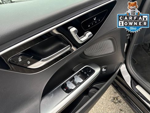 Used 2025 Mercedes-Benz C 300 4MATIC Sedan image 13