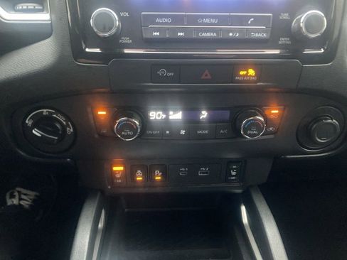 Used 2023 Nissan Frontier SV w/ SV Convenience Package image 27