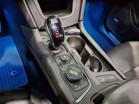 Used 2023 Cadillac XT5 Sportv w/ Technology Package image 10