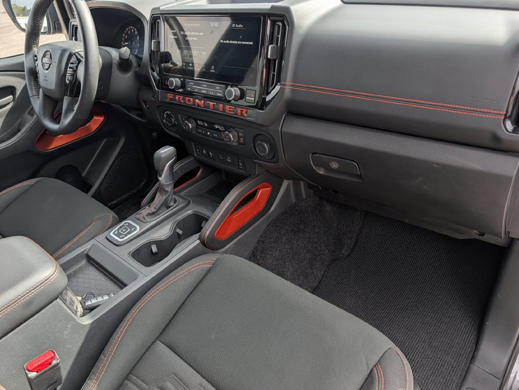 Used 2026 Nissan Frontier PRO-4X AWD/4WD image 33