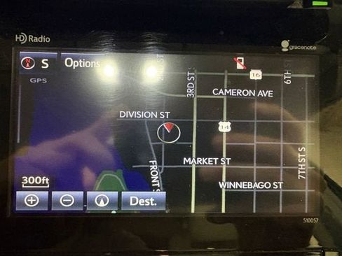 Used 2015 Toyota Prius V Five FWD image 10