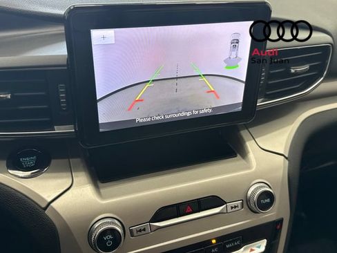 Used 2022 Ford Explorer XLT w/ Equipment Group 202A RWD image 18