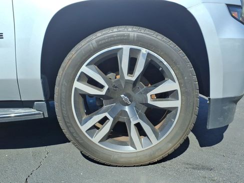 Used 2019 Chevrolet Tahoe LT AWD/4WD image 9