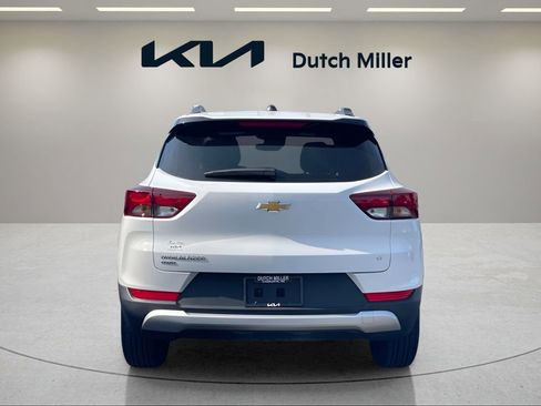 Used 2025 Chevrolet TrailBlazer LT AWD/4WD image 6